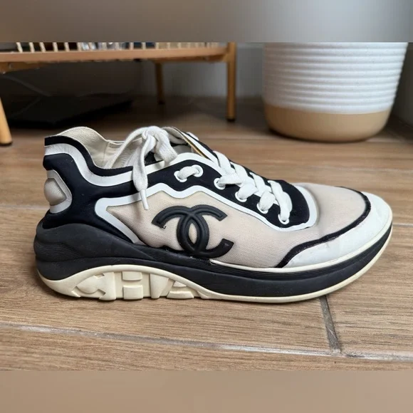 Authentic CHANEL White and Black Active Sneakers - Picture 6 of 12